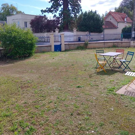 Namaste 'au Vieux Poitiers' * Naintre