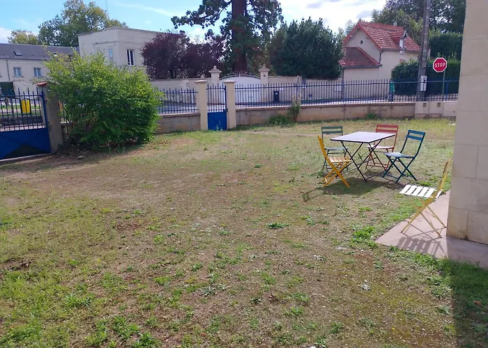 Namasté 'au Vieux Poitiers' 1 Rue Pierre Semard 86530 * Naintre