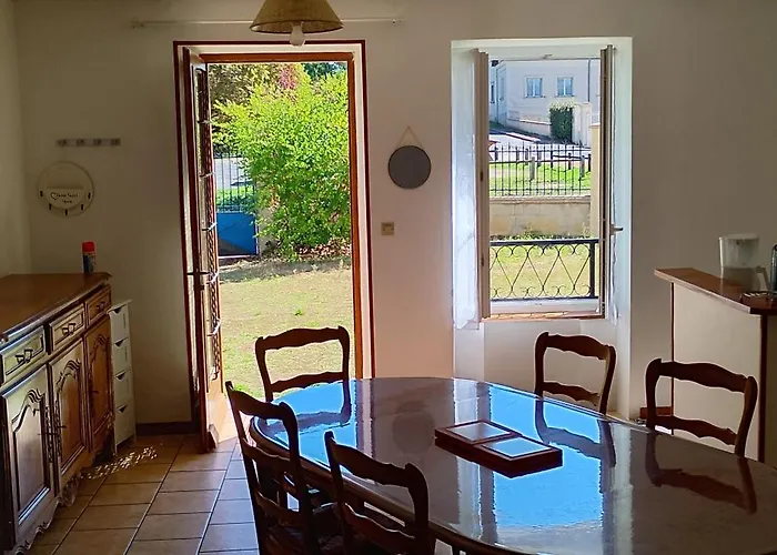 Apartamento Namasté 'au Vieux Poitiers' 1 Rue Pierre Semard 86530