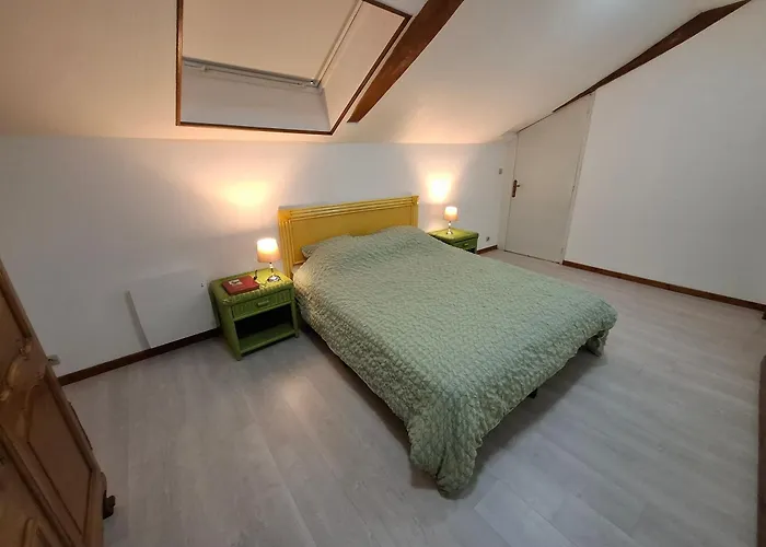 Apartamento Namasté 'au Vieux Poitiers' 1 Rue Pierre Semard 86530 *