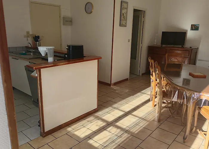 Namasté 'au Vieux Poitiers' 1 Rue Pierre Semard 86530 Naintre